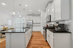 2313 Capulet St, Austin, TX 78741 - Photo 12