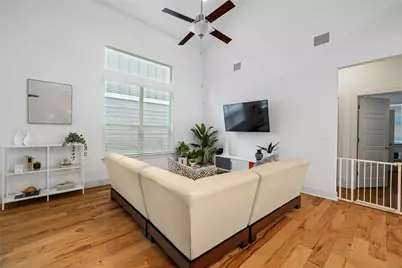 2313 Capulet Street, Austin, TX 78741 - Photo 8