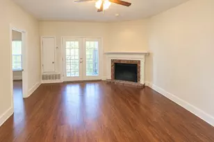 2100 San Gabriel St, Austin, TX 78705 - Photo 2