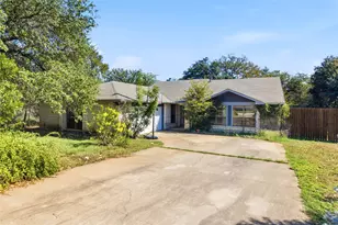 11107 Stormy Ridge Rd, Austin, TX 78739 - Photo 2