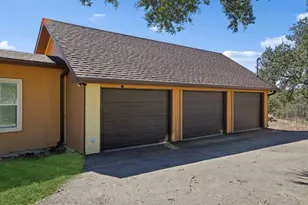 4401 Hilliard Rd, San Marcos, TX 78666 - Photo 34