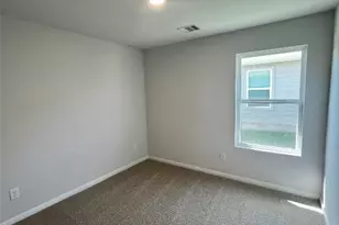 316 Abbey Ln, Lockhart, TX 78644 - Photo 14