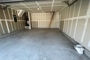 316 Abbey Ln, Lockhart, TX 78644 - Photo 20