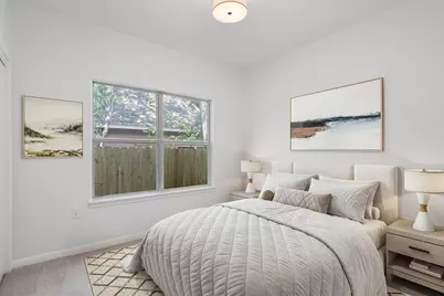 7300 Blessing Avenue, Austin, TX 78752 - Photo 16