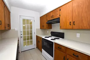 1905 Toro Canyon Rd, Austin, TX 78746 - Photo 4