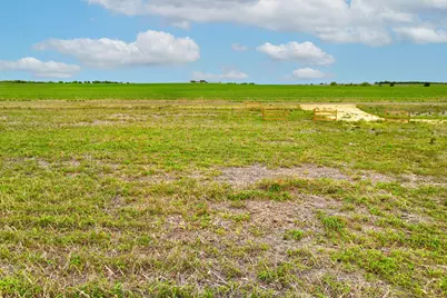 2944 County Road 425, Thorndale, TX 76577 - Photo 10