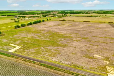 2944 County Road 425, Thorndale, TX 76577 - Photo 4