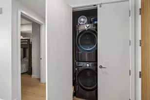 44 East Ave, Austin, TX 78701 - Photo 18