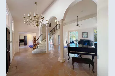 1700 Lakeshore Drive, Austin, TX 78746 - Photo 14