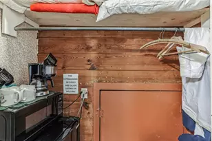 203 W Commerce St, San Saba, TX 76877 - Photo 10