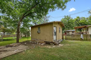 3007 Michoacan Dr, Del Valle, TX 78617 - Photo 22