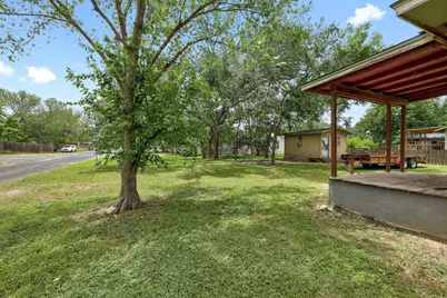 3007 Michoacan Drive, Del Valle, TX 78617 - Photo 16