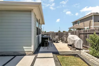 112 Old Stagecoach Road, Jarrell, TX 76537 - Photo 8