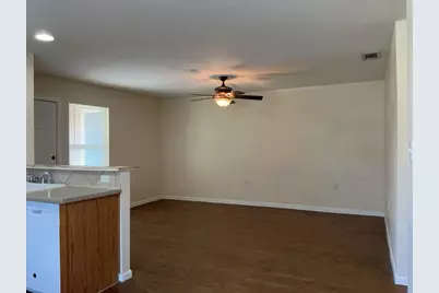 403 Hedgewood Drive #D, Georgetown, TX 78628 - Photo 4