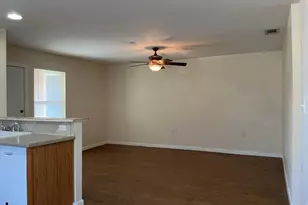 403 Hedgewood Dr, Georgetown, TX 78628 - Photo 4