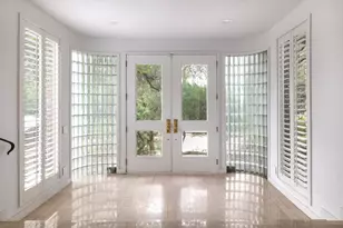 3304 Cherry Tree Cir, Austin, TX 78731 - Photo 4