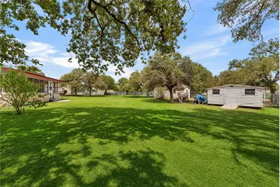 106 N Greenwood Drive, Buchanan Dam, TX 78609 - Photo 24