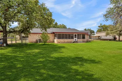 106 N Greenwood Drive, Buchanan Dam, TX 78609 - Photo 20