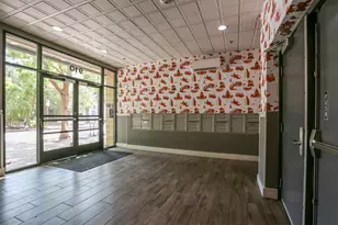 910 W 25th St, Austin, TX 78705 - Photo 28