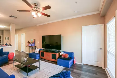 910 W 25th Street #408, Austin, TX 78705 - Photo 12