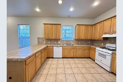 606 E 54th Street #A, Austin, TX 78751 - Photo 6