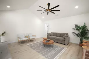1400 S Meadows Dr, Austin, TX 78758 - Photo 10