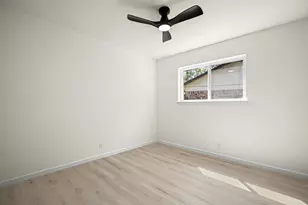 1400 S Meadows Dr, Austin, TX 78758 - Photo 20