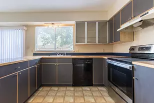 9524 Quail Village Ln, Austin, TX 78758 - Photo 8