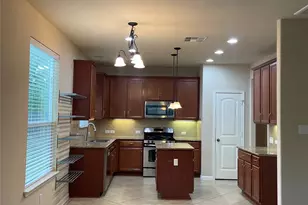 102 Sandy Lyle Cove, Round Rock, TX 78664 - Photo 10