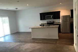 117 Hondo Gap Ln, Jarrell, TX 76537 - Photo 2