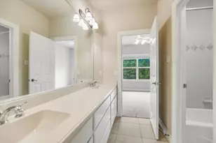 801 Chrissys Cove, Austin, TX 78733 - Photo 24