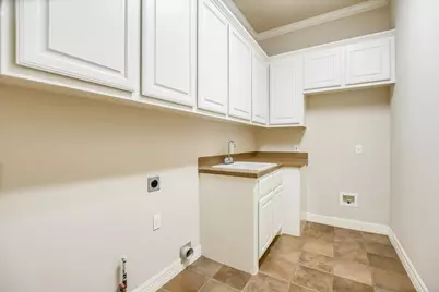 801 Chrissys Cove, Austin, TX 78733 - Photo 10