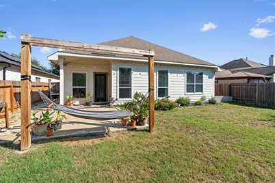 13424 Breezy Meadow Lane, Manor, TX 78653 - Photo 34