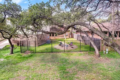 6905 Treaty Oak Circle, Austin, TX 78749 - Photo 32