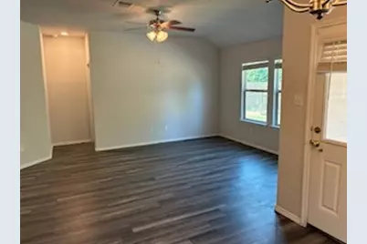 213 Yemen Road, Taylor, TX 76574 - Photo 4