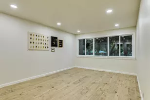 8888 Tallwood Dr, Austin, TX 78759 - Photo 28