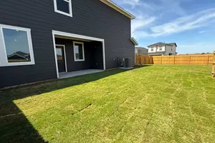 200 Constanza Trl, Bastrop, TX 78602 - Photo 2