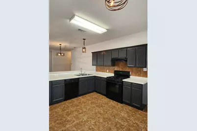 504 Texas Avenue, Round Rock, TX 78664 - Photo 14