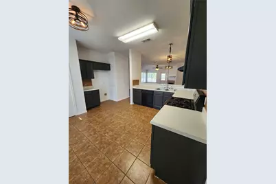 504 Texas Avenue, Round Rock, TX 78664 - Photo 12