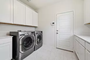 200 Auburn St, Kyle, TX 78640 - Photo 18