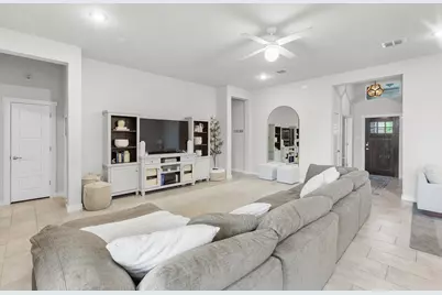 823 Dreisam, New Braunfels, TX 78130 - Photo 4