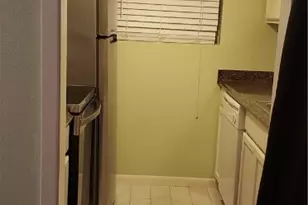 710 E Dean Keeton, Austin, TX 78705 - Photo 4