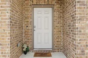516 Arrowhead Vine St, Leander, TX 78641 - Photo 2