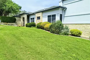 102 Paragon Ct, Lakeway, TX 78734 - Photo 4