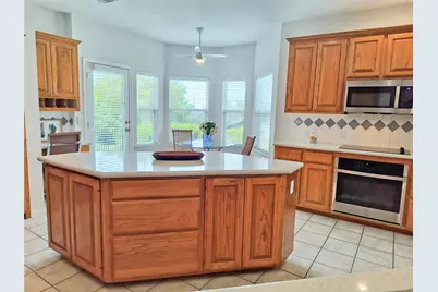 102 Paragon Court, Lakeway, TX 78734 - Photo 8