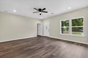 [Address not provided], Smithville, TX 78957 - Photo 8