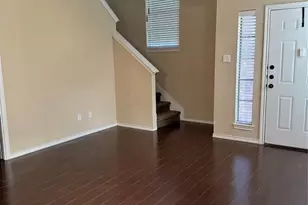 207 N College St, Georgetown, TX 78626 - Photo 2
