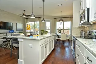 12504 Red Sparrow St, Austin, TX 78729 - Photo 10