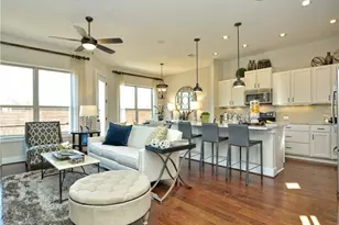 12504 Red Sparrow St, Austin, TX 78729 - Photo 4