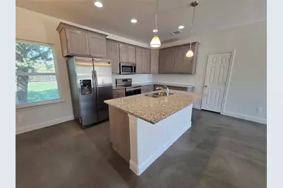 800 Woodview Drive, Georgetown, TX 78628 - Photo 4